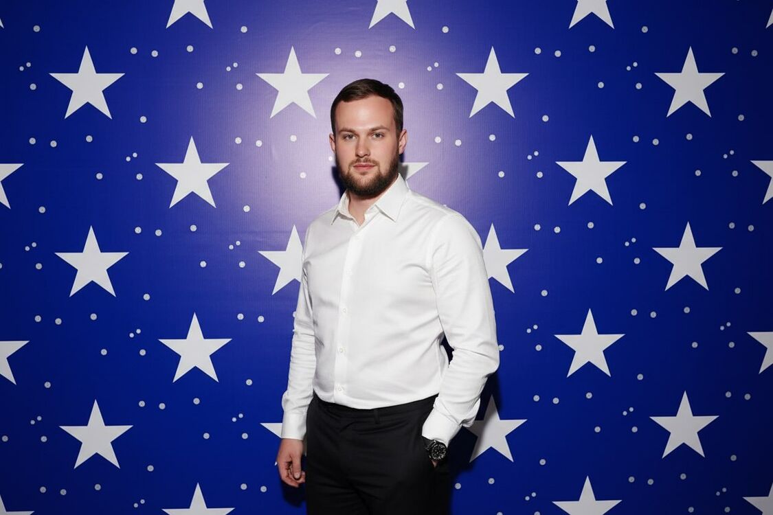  54725223  , 38 ,    Eupen