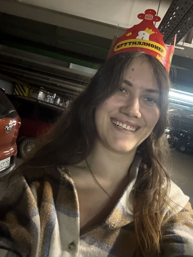  ,   Alina, 22 ,   ,   