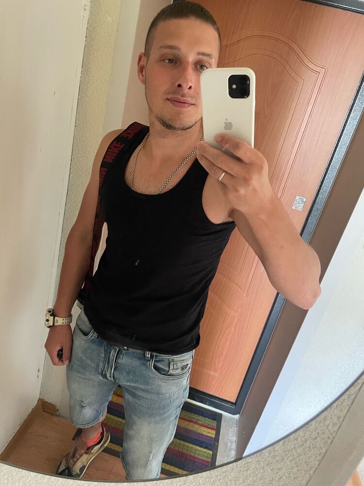  45613953  Vlad, 31 ,    