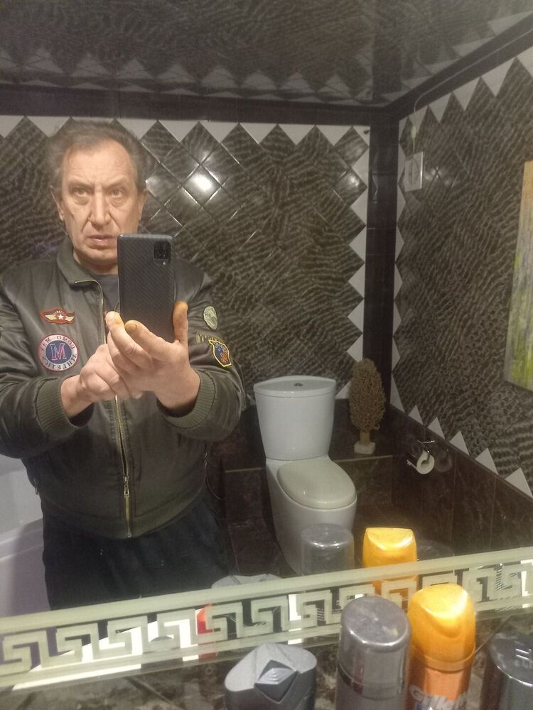  39833283  , 54 ,    --