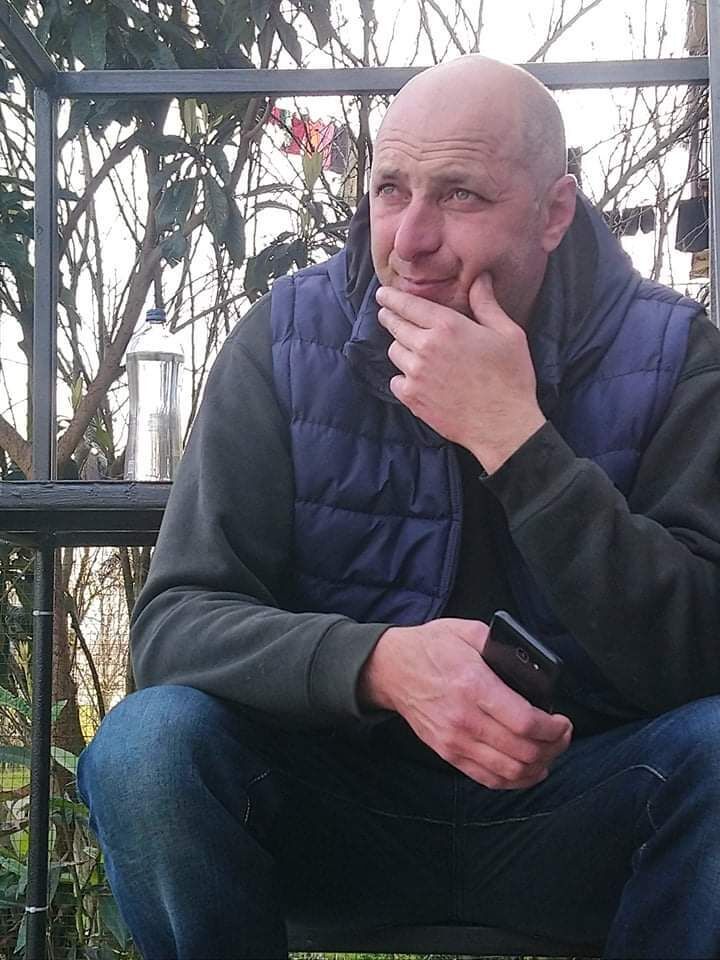  25864113  Temo, 47 ,    