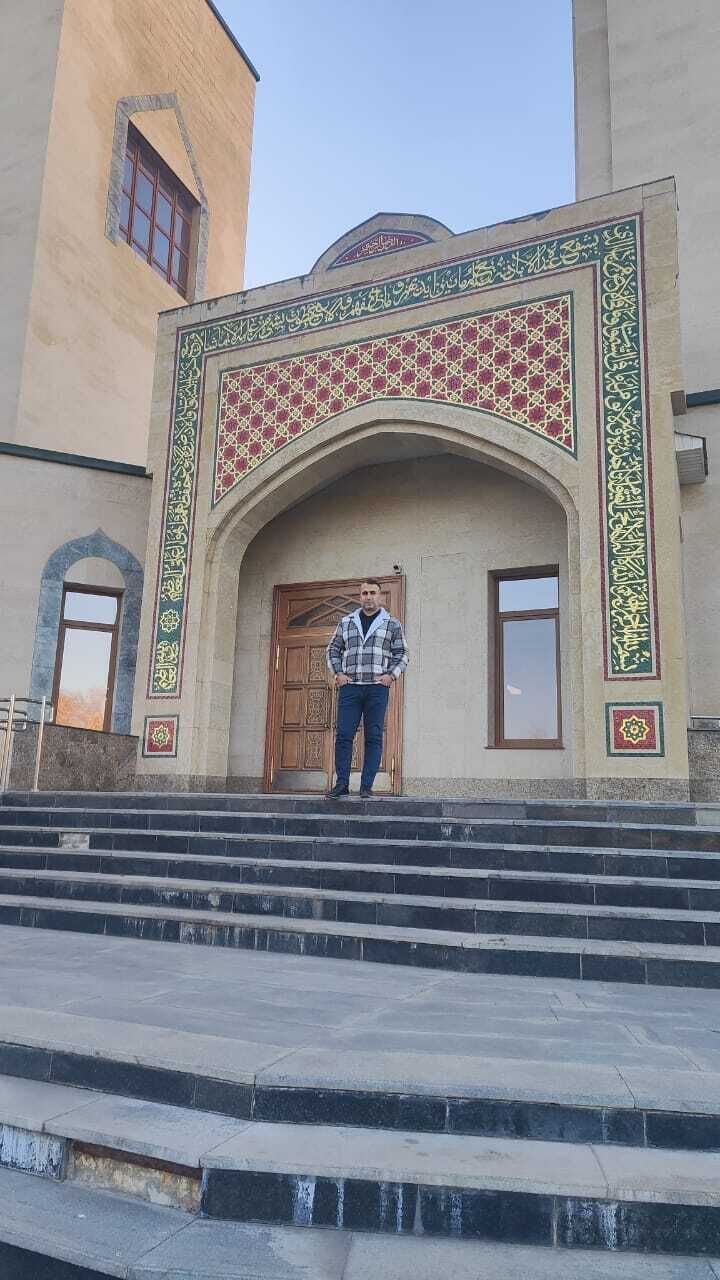  52947903  Rustam, 37 ,    