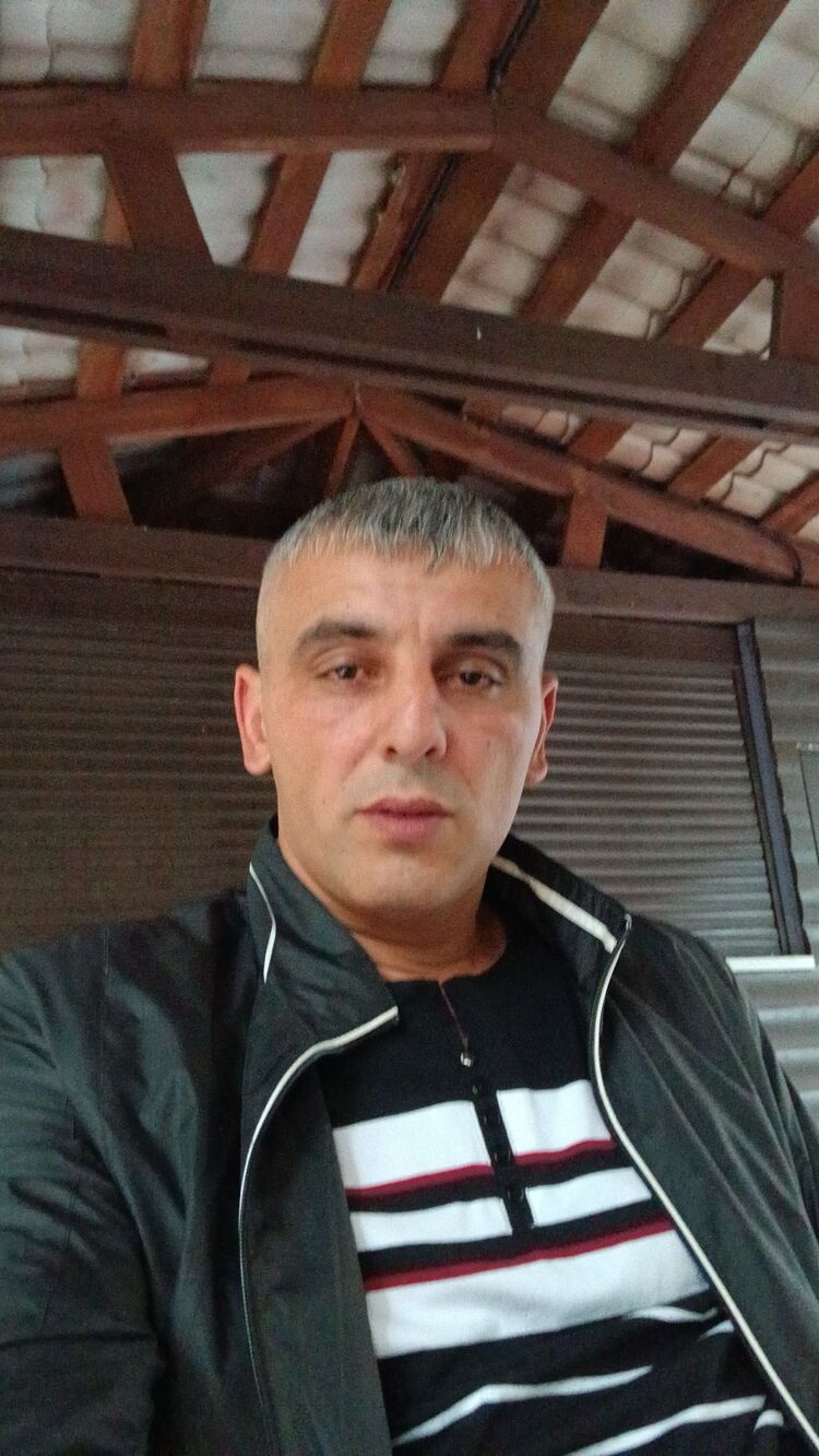  44206183  Roma, 40 ,    