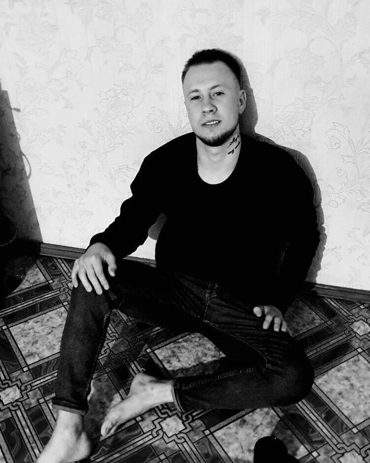  ,   Vadim, 26 ,   