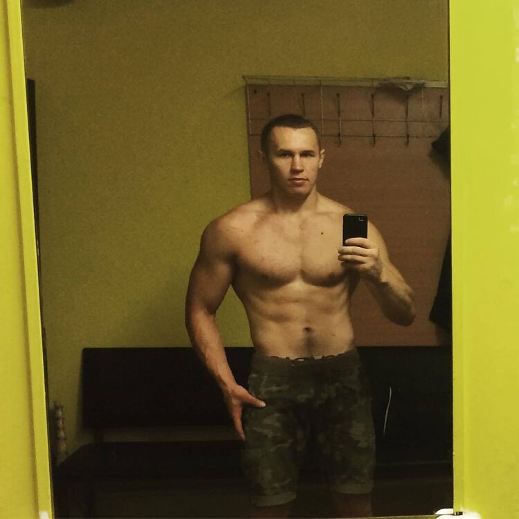  51066193  Vitalik, 37 ,    