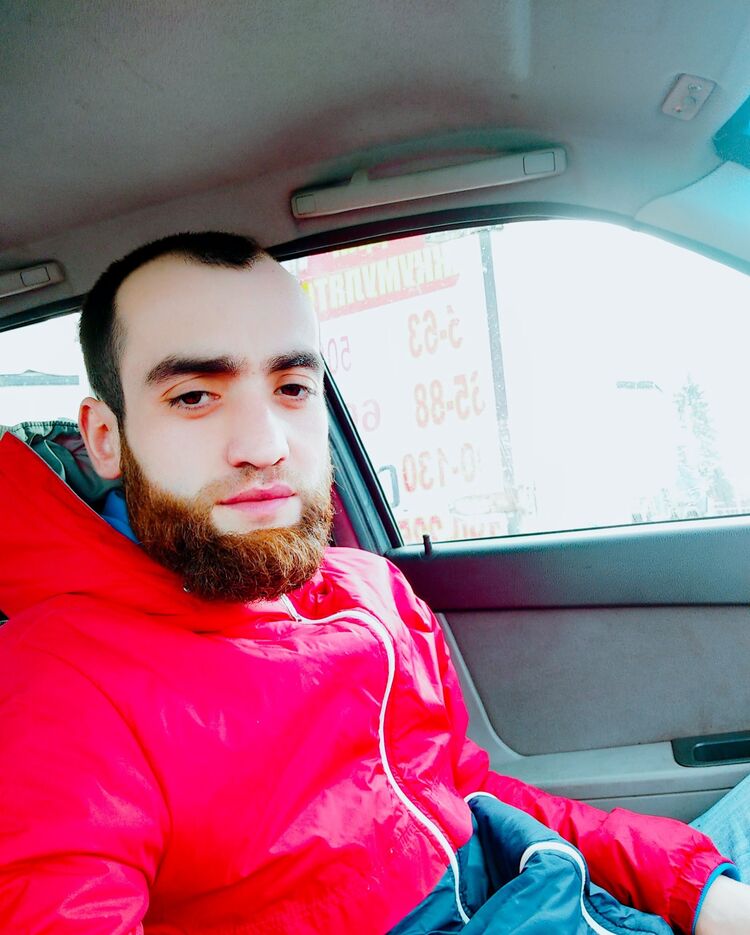  37500573  , 33 ,    