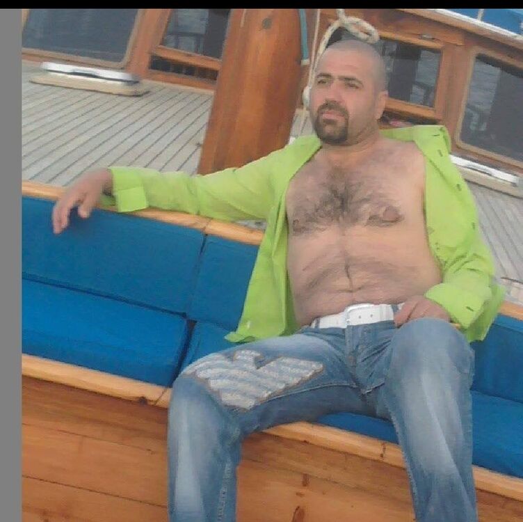  41953383  Yusuf, 50 ,    