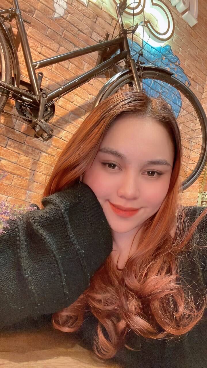  40996813  Kristine, 29 ,    