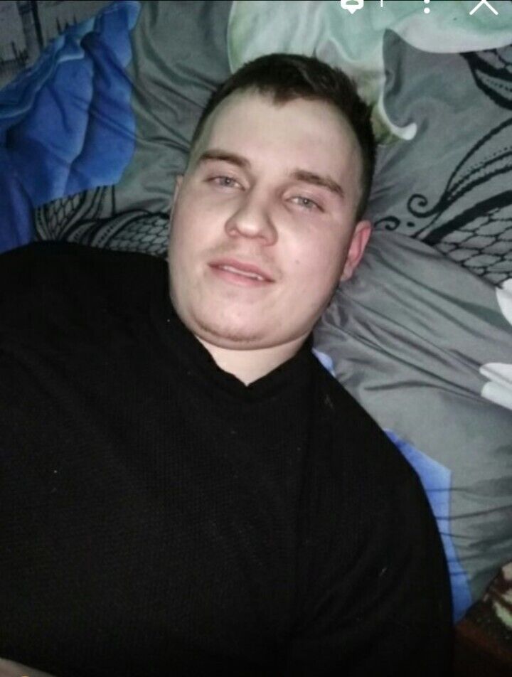  28034253  Ilya, 26 ,    