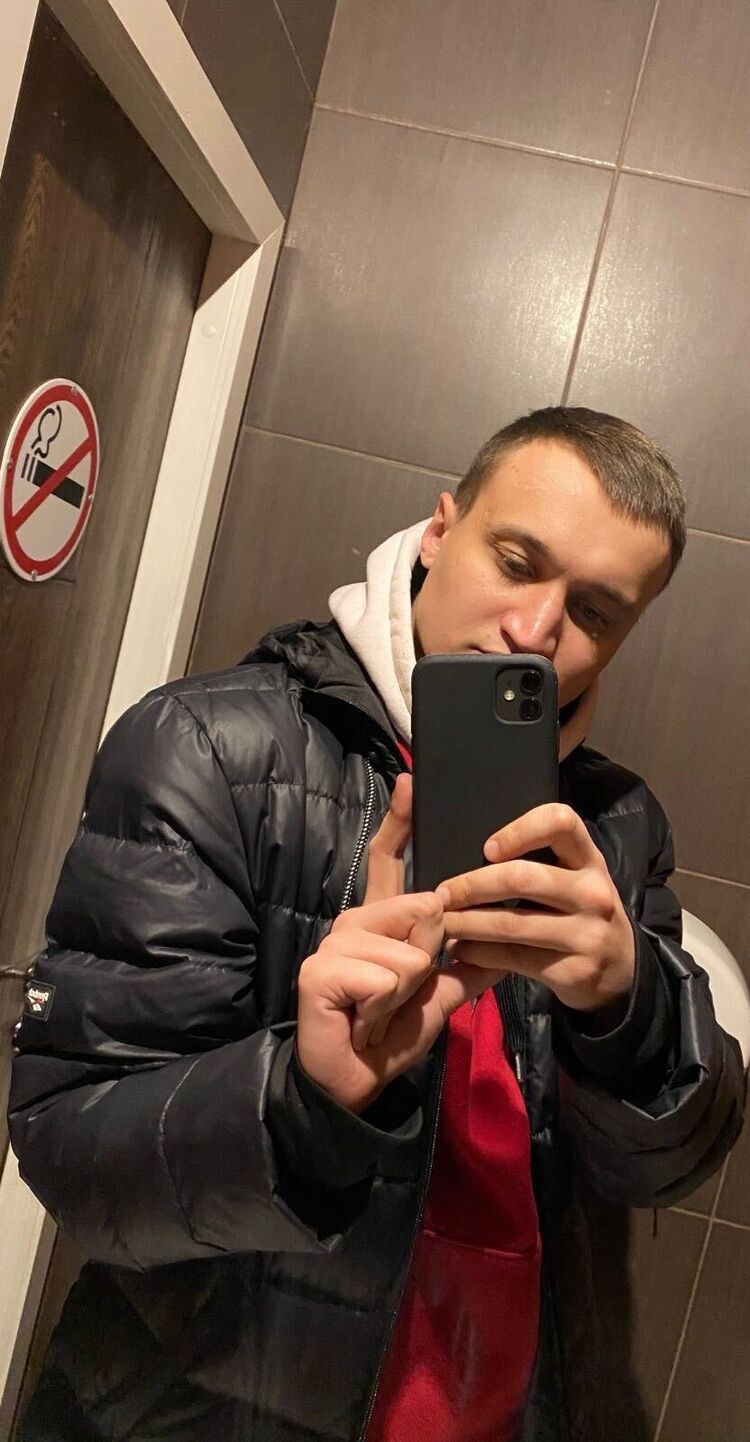  38367793  Ivan, 27 ,    