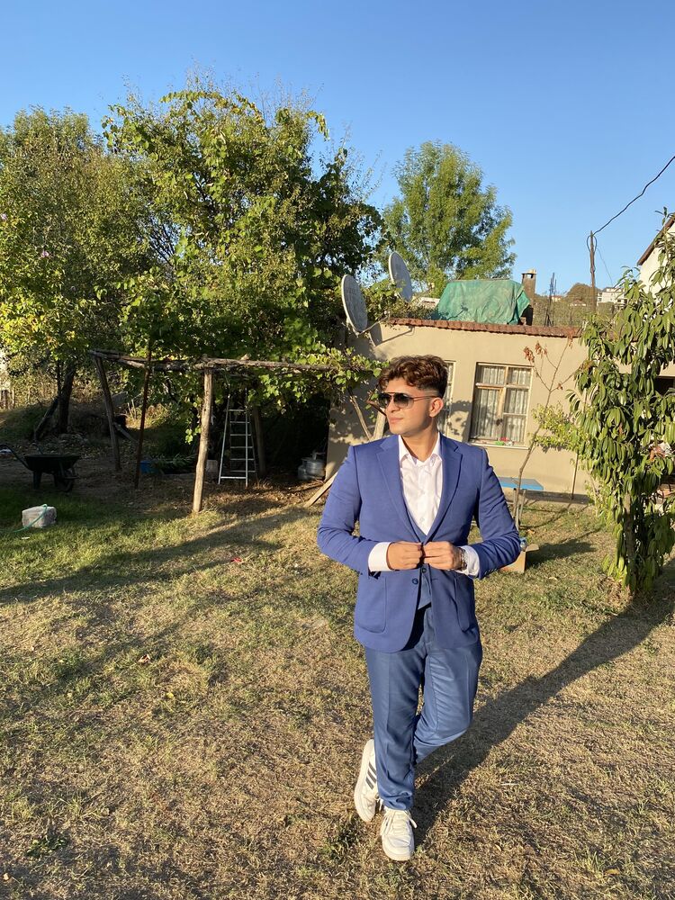  Sakarya,   Berat, 21 ,   ,   