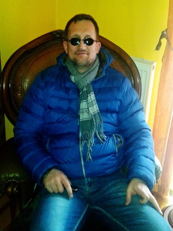  6092803  Hugo, 57 ,    