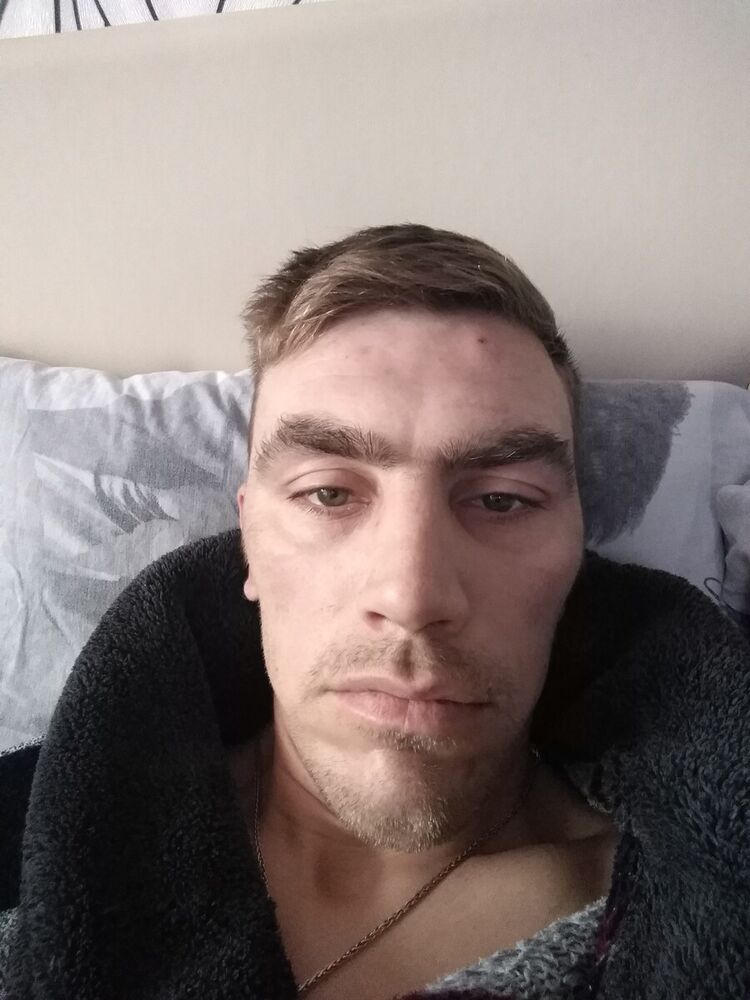  21540793  , 42 ,    