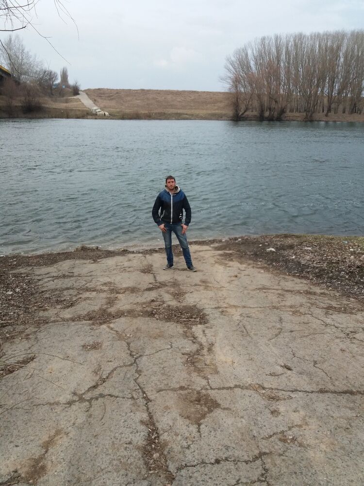  15296803  Gheorghe, 39 ,    