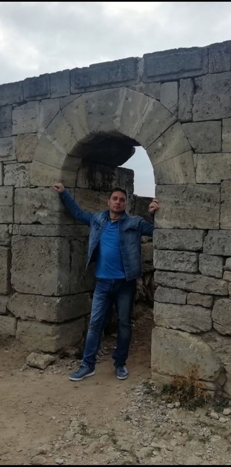  ,   Evgeny, 49 ,   ,   , c 
