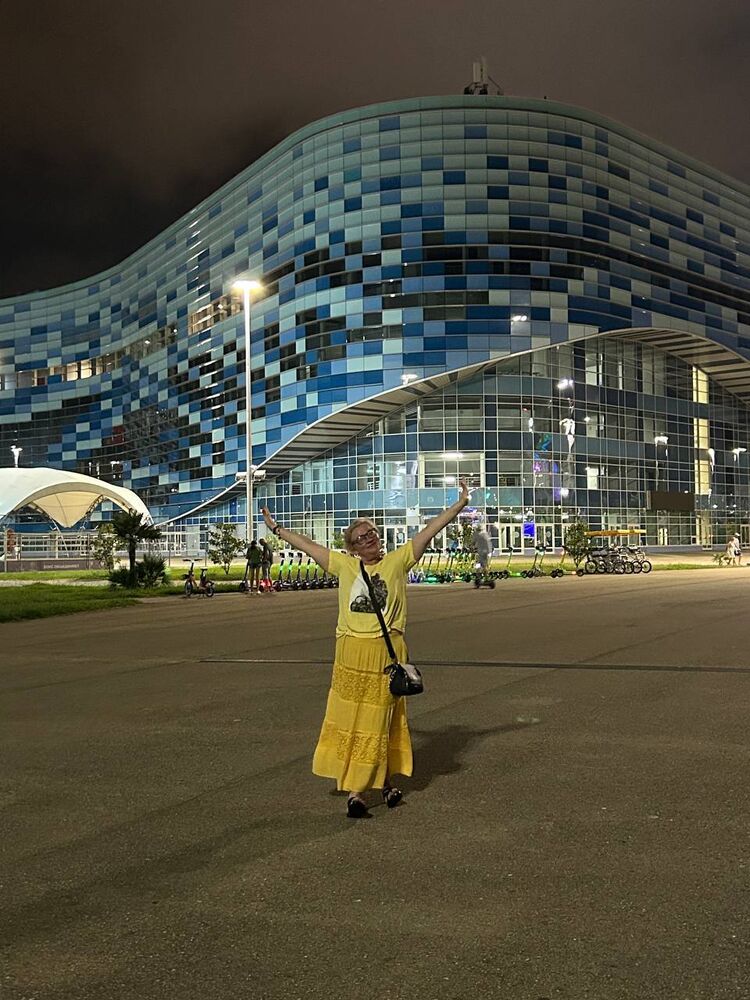 ���������� ��������, ���� ������� Lena, 51 ���, ������������ ��� ����� � ���������, c�������� ���������