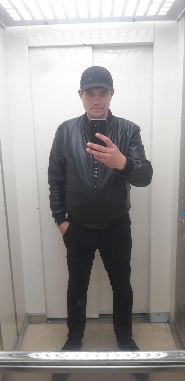  46926553  , 44 ,    