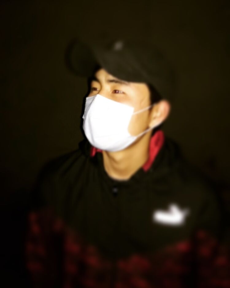  10968383  , 27 ,    