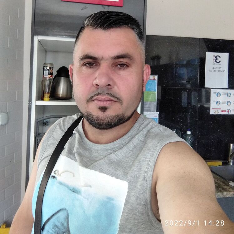  29523373  Mykhail, 45 ,    