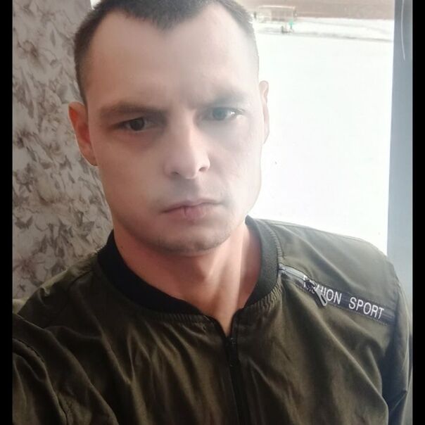  ,   Dmitry, 33 ,   c 