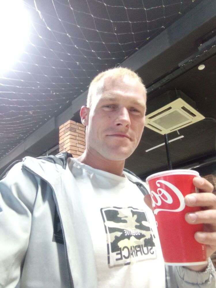  38058543  , 31 ,    