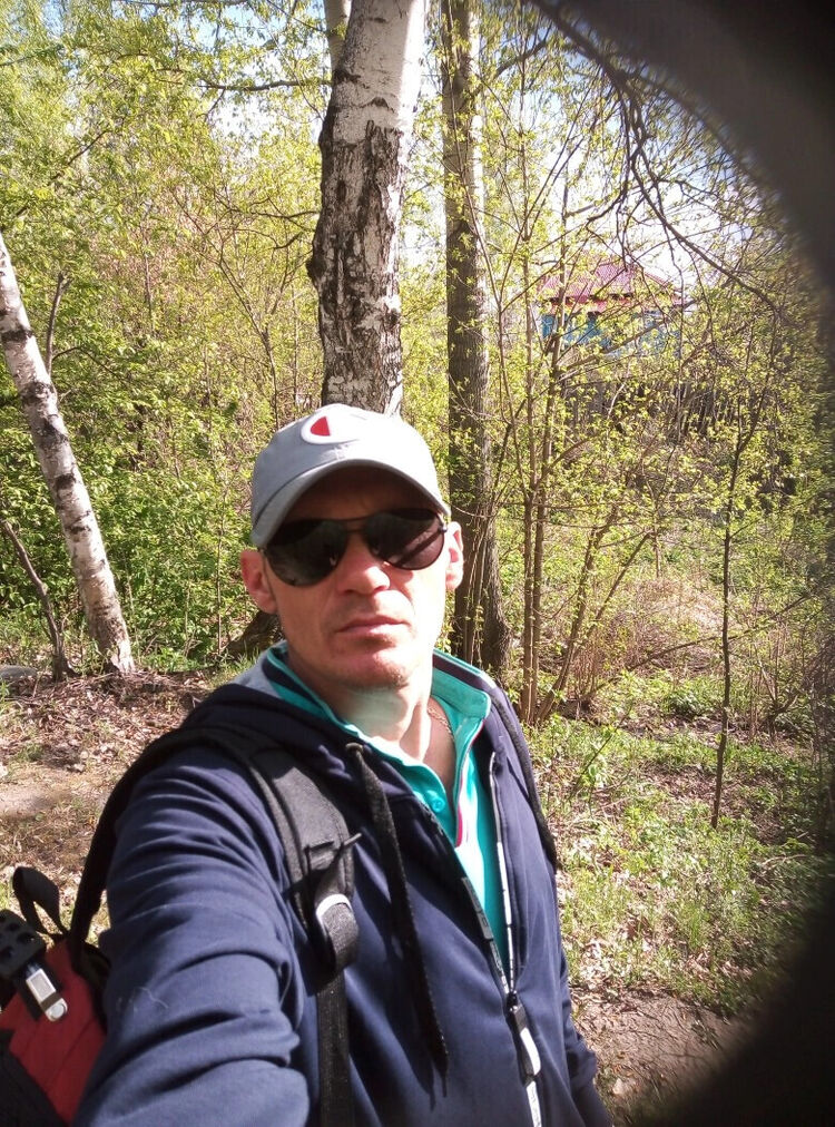  ,   Mikhail, 44 ,   ,   