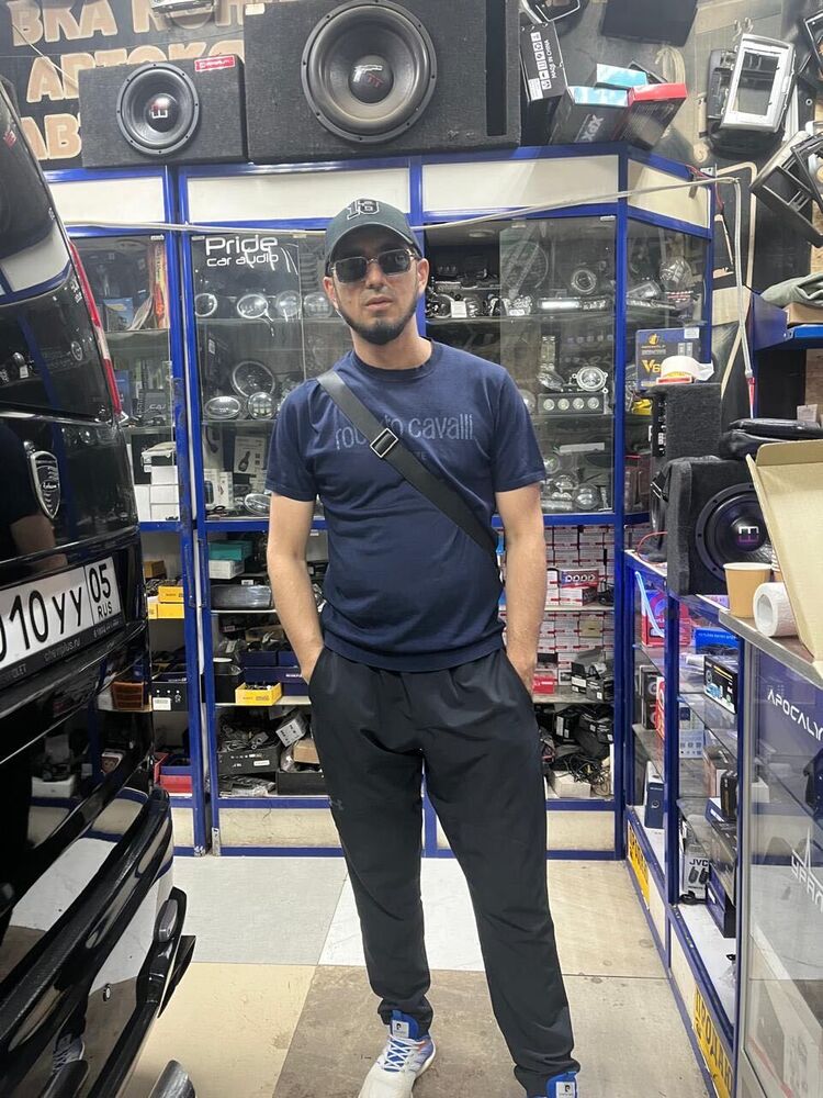  53929613  Maga, 36 ,    