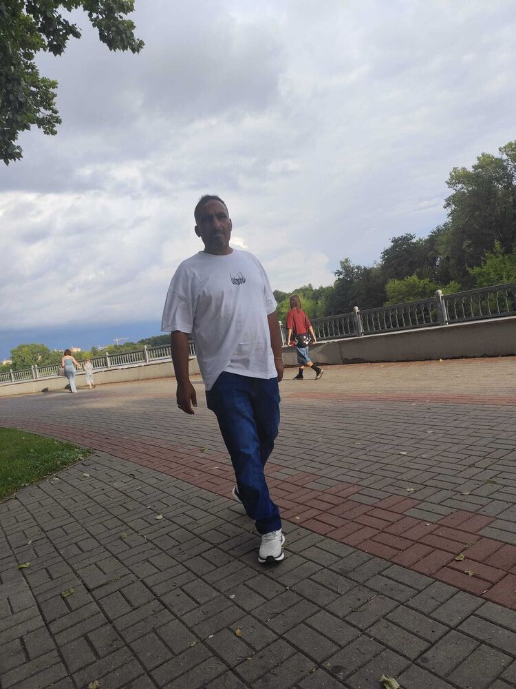  54723313  Arda, 46 ,    