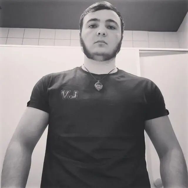  35526193  , 24 ,    