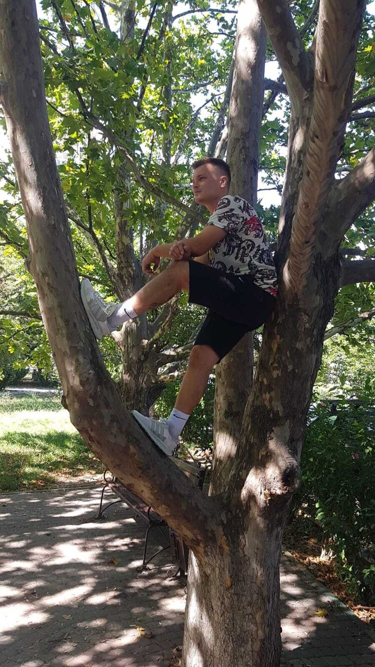  ,   Igor, 27 ,   ,   
