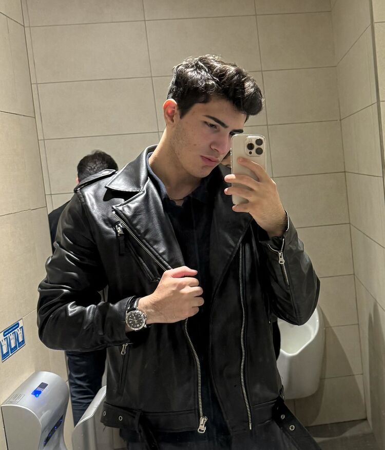 ���� 47143633 ����� ������, 21 ���, ���� ���������� � ����