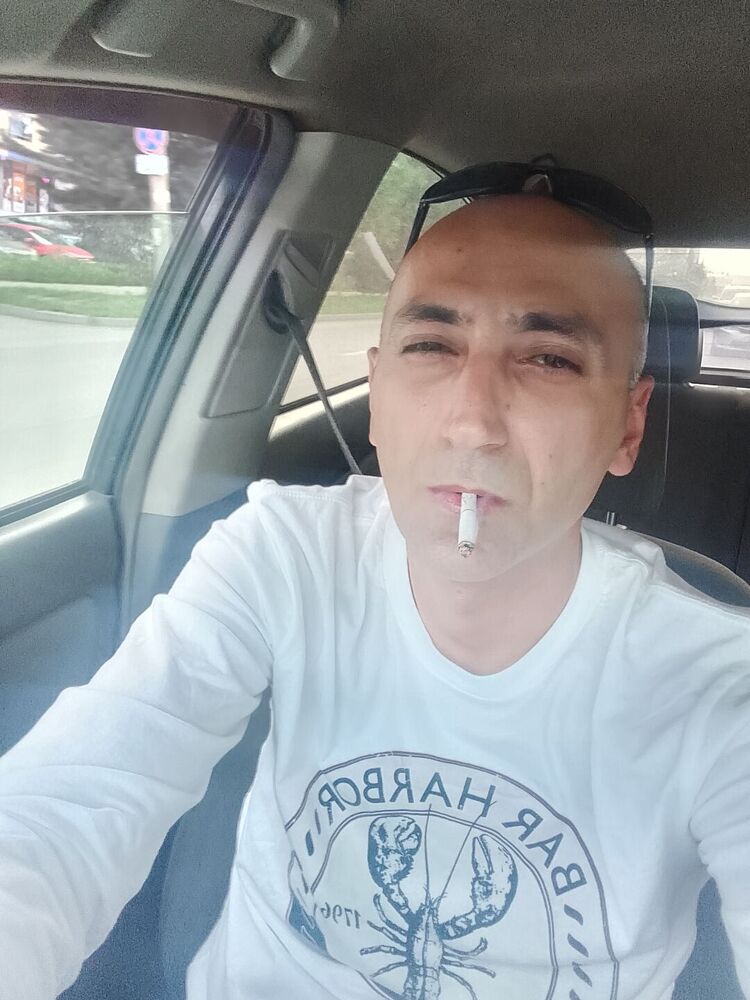  ,   Revaz, 38 ,   ,   , c 
