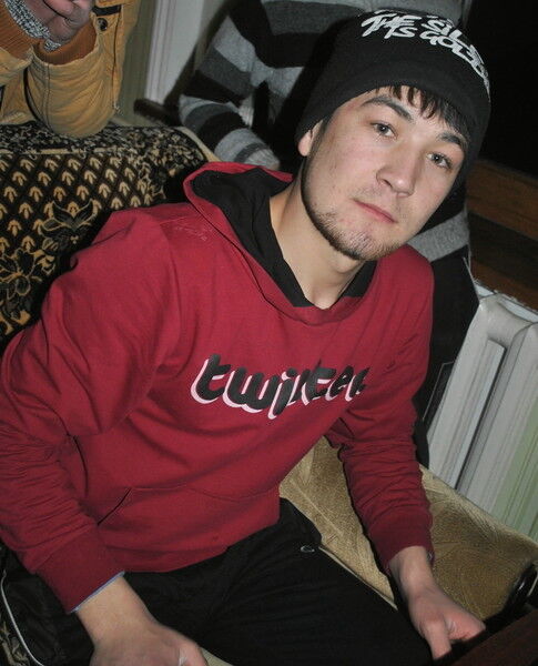  ,   Miwa, 31 ,   