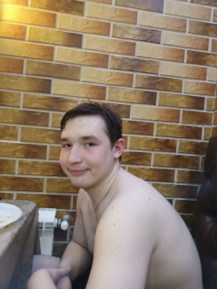  42072673  , 28 ,    