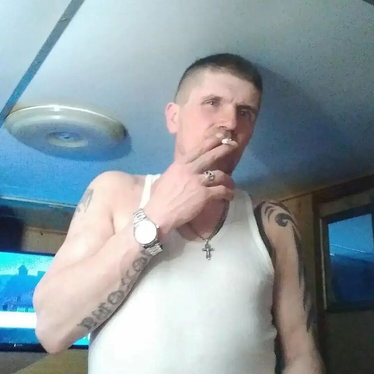  ,   Vladimir, 48 ,   c 