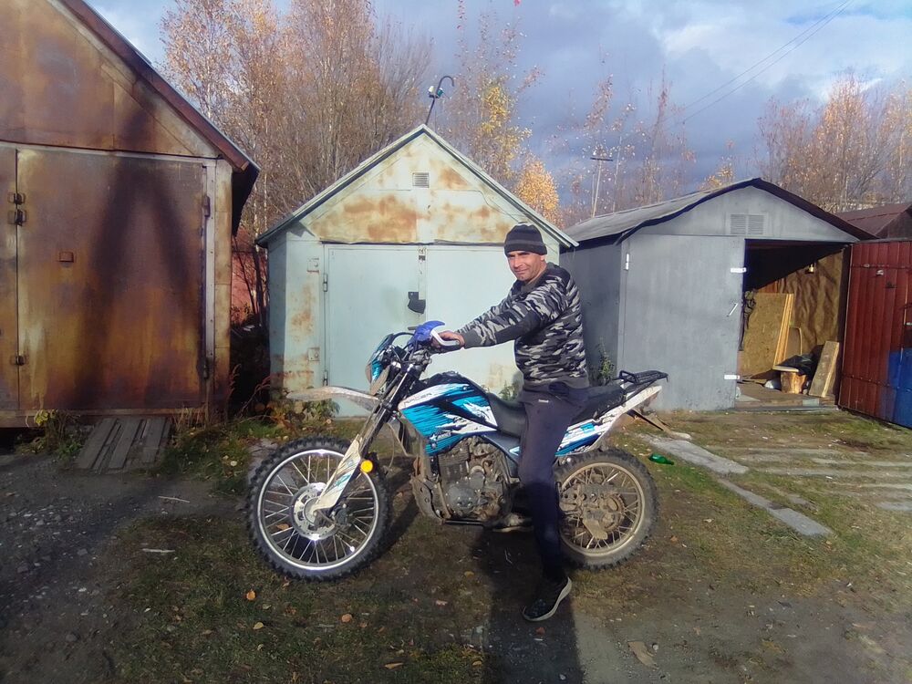  35108613  , 42 ,    