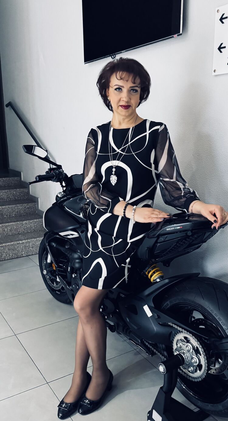  ,   , 52 ,     