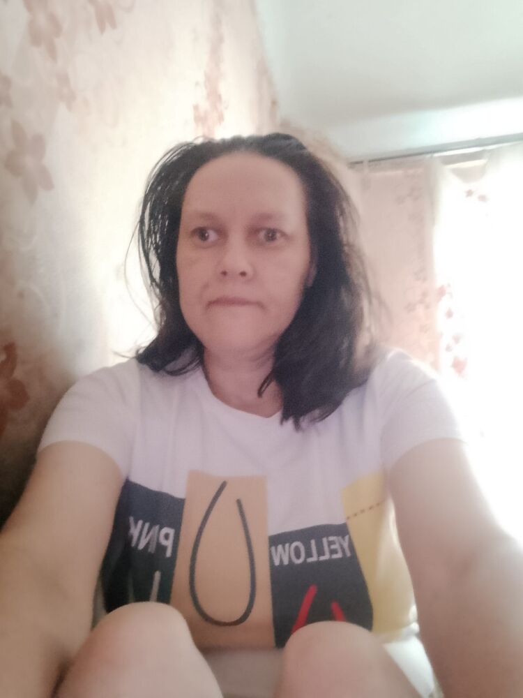  46286603  Anna, 47 ,    