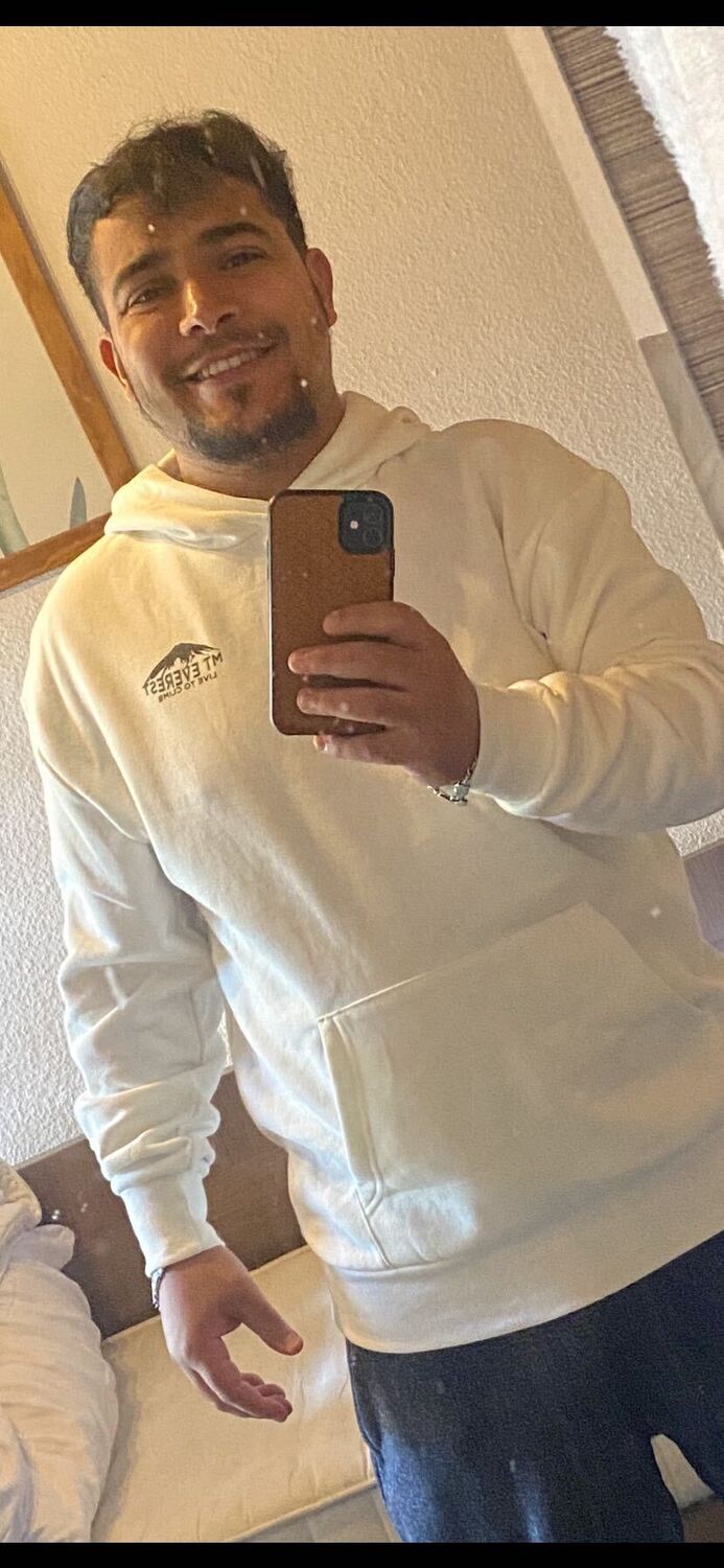  30946333  , 32 ,    