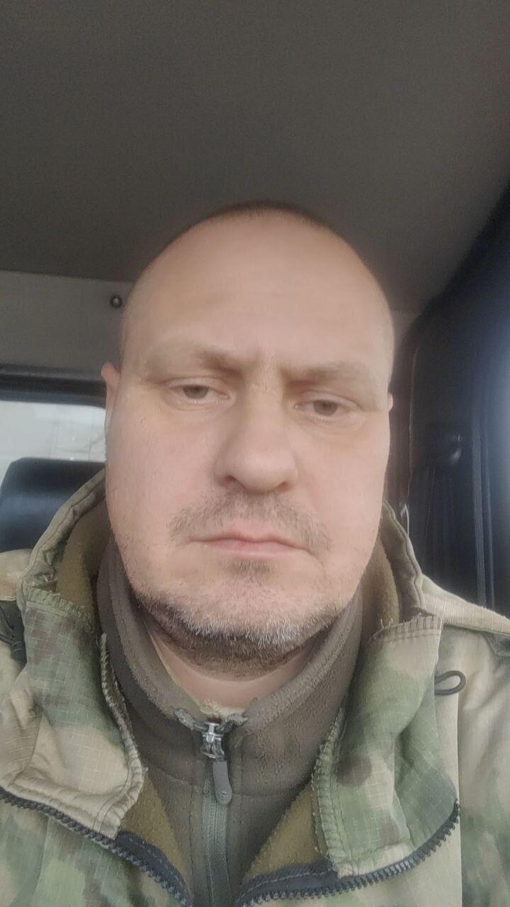  47725313  , 42 ,    