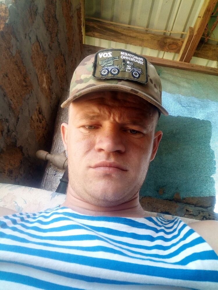  48043653  , 31 ,    