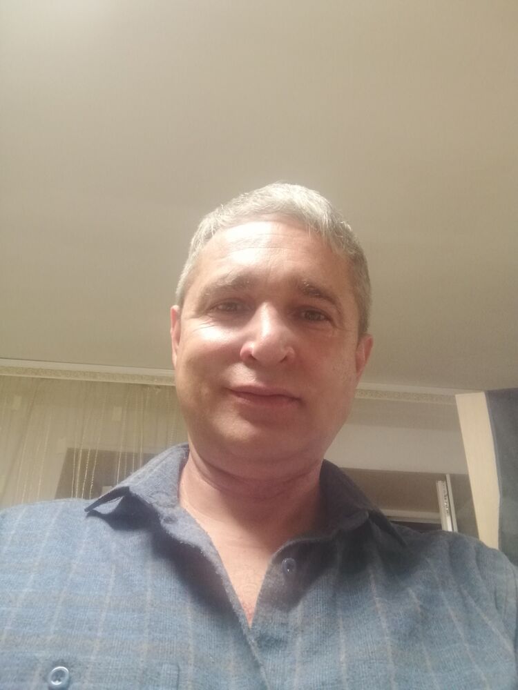  53290893  Vladimir, 48 ,    