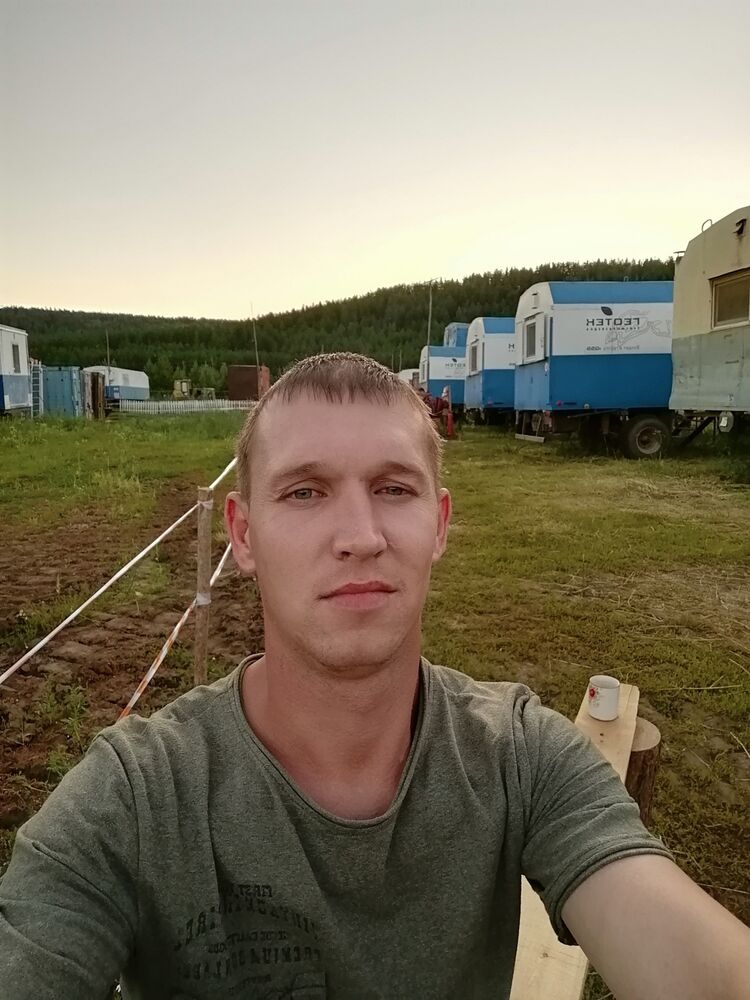  ,   Evgeny, 33 ,   ,   , c 