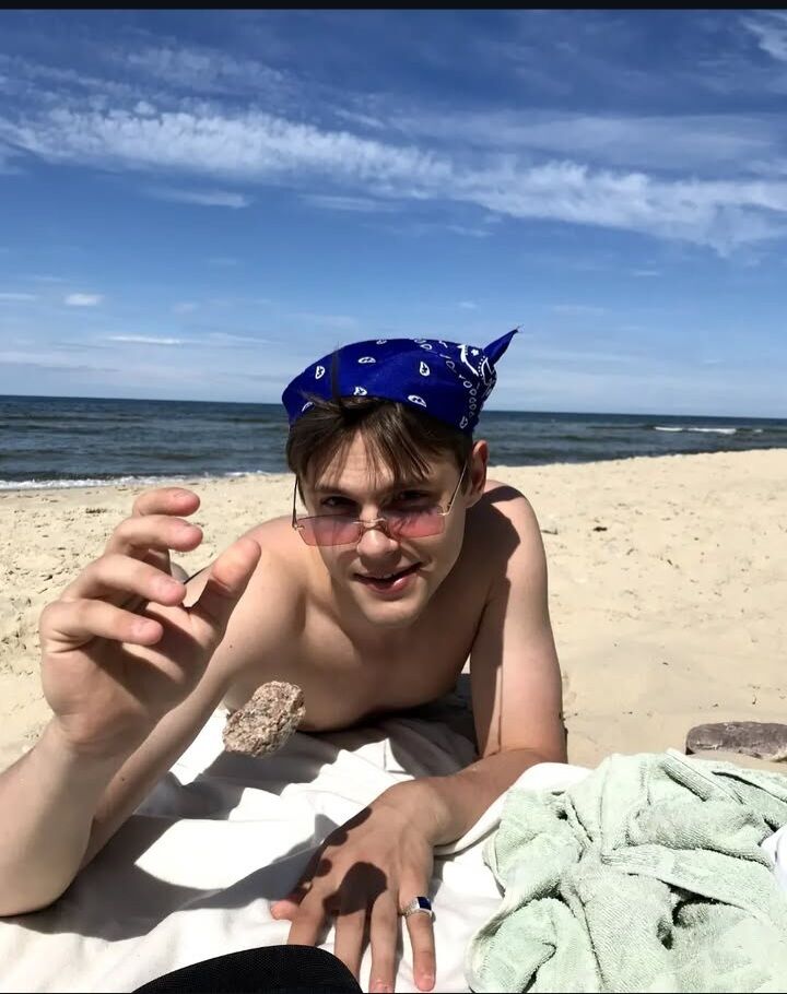  ,   , 24 ,   ,   