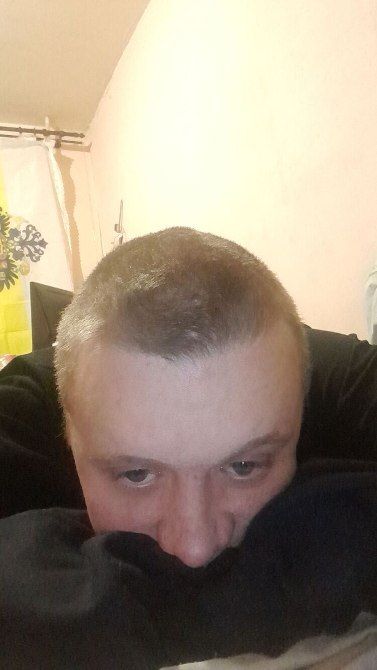  40352073  , 32 ,     