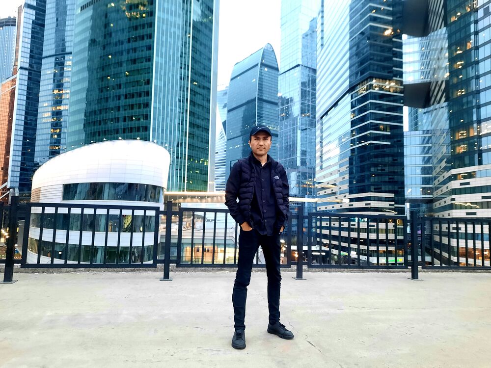  26603843  Serdar, 33 ,    