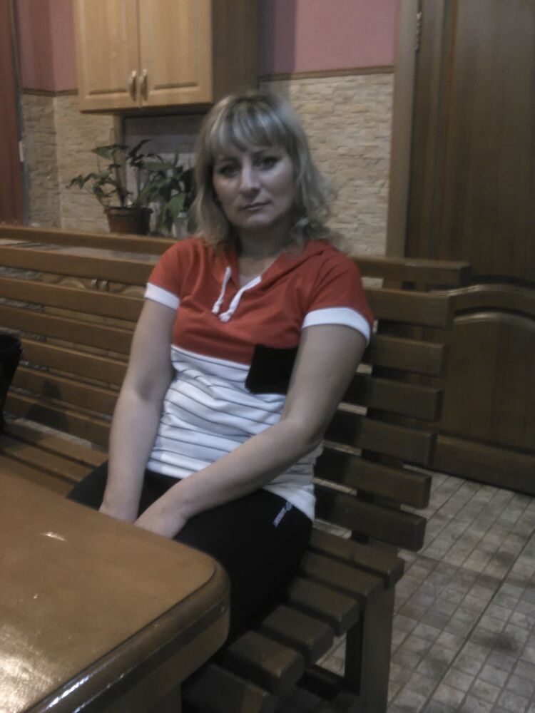  6823173  Alina, 40 ,    