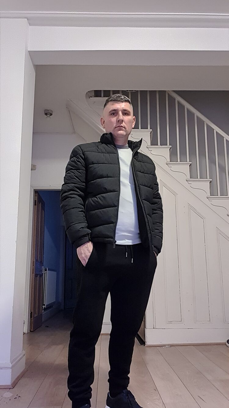  ,   Alexandru, 41 ,   c 