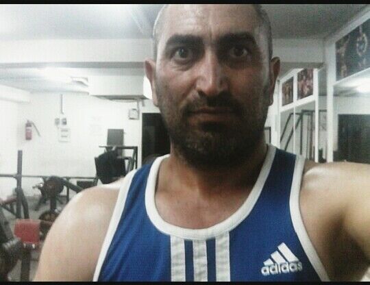  18397093  Elshan, 42 ,    