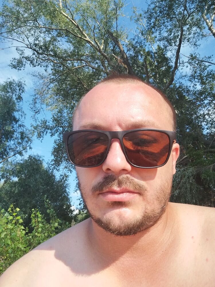  53302793  , 32 ,    